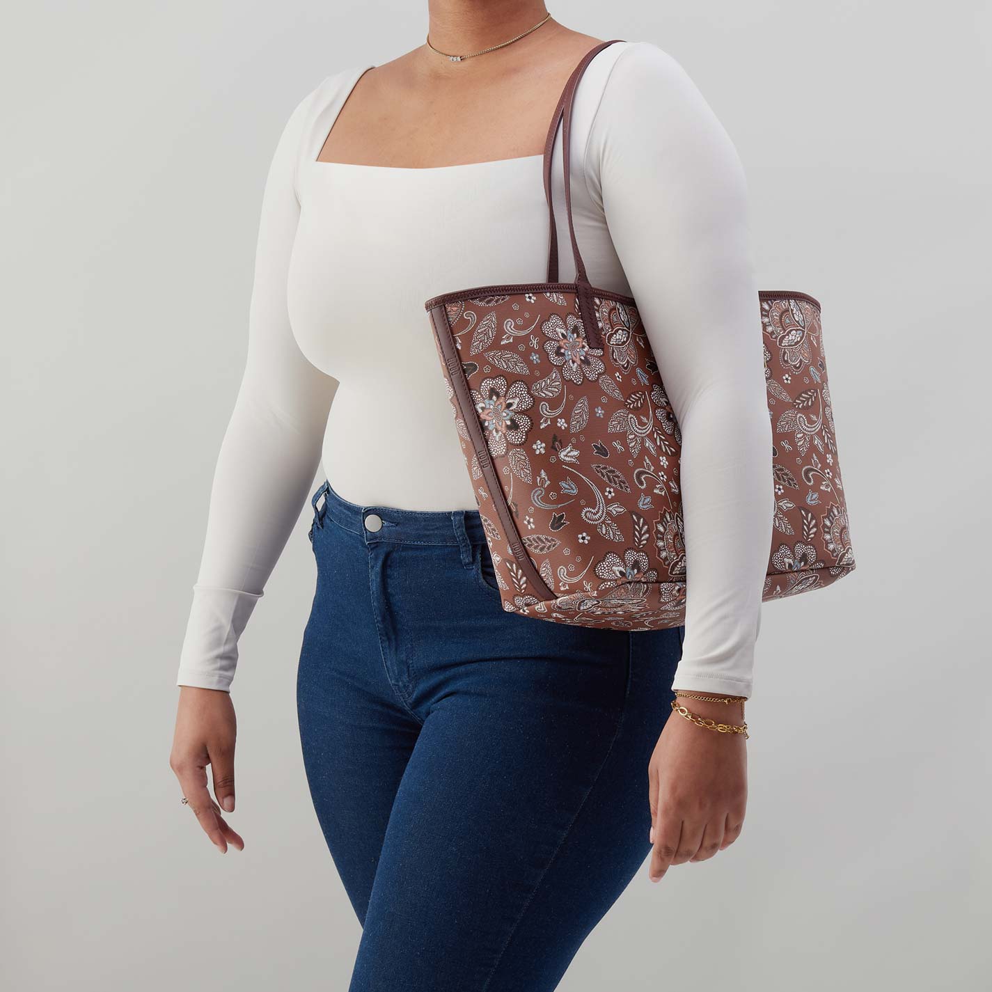 All That Tote in Coated Canvas - Country Road Bloom Canvas - Image 3