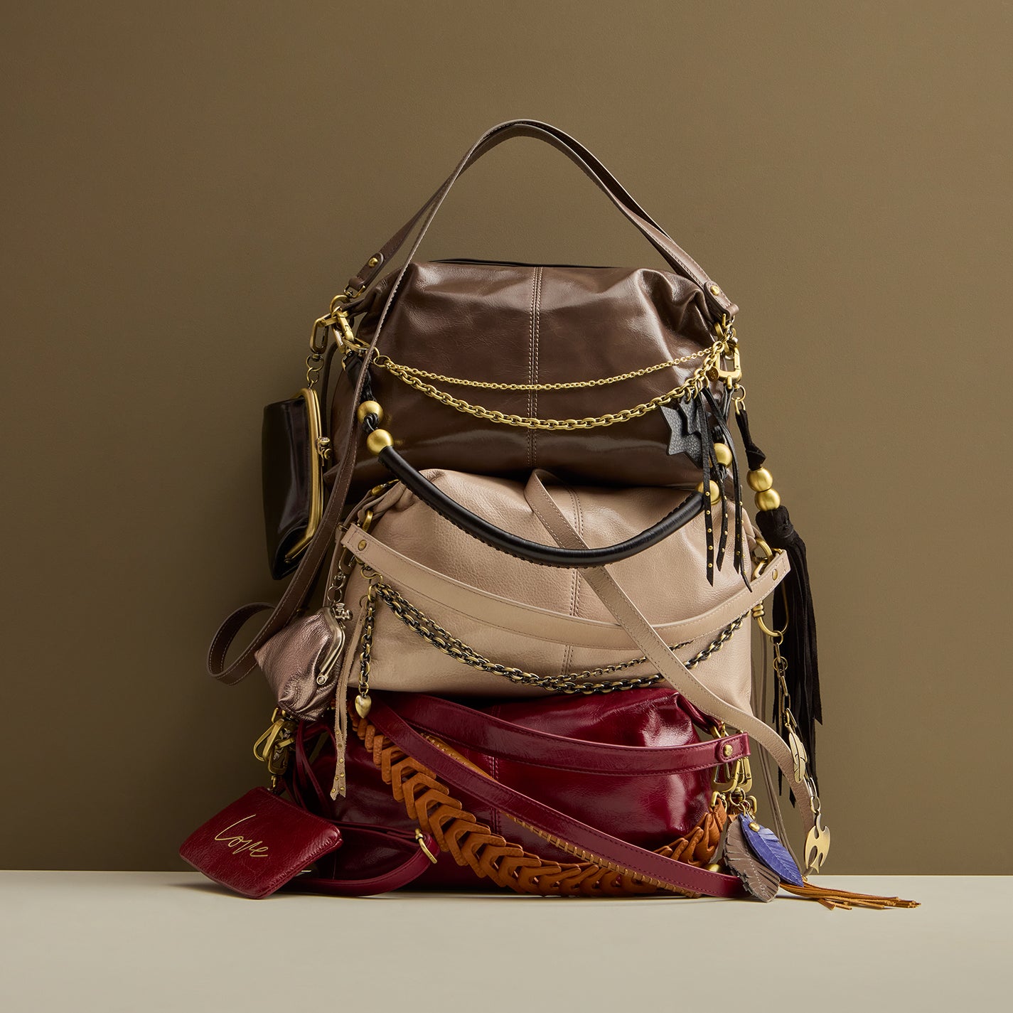 Avon Shoulder Bag in Polished Leather - Saddleberry - Image 2