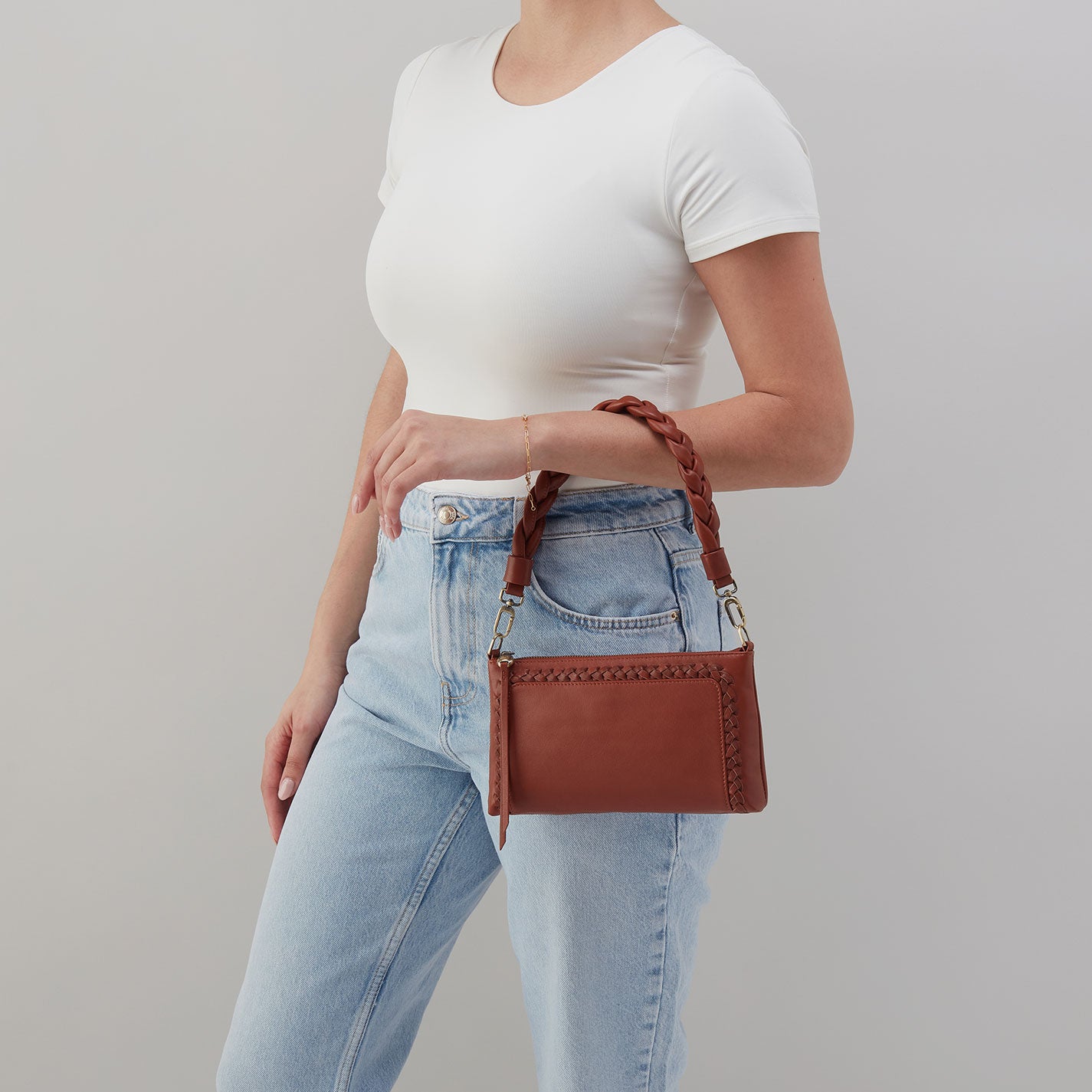 Darcy Crossbody In Smooth Leather - Luggage - Image 5