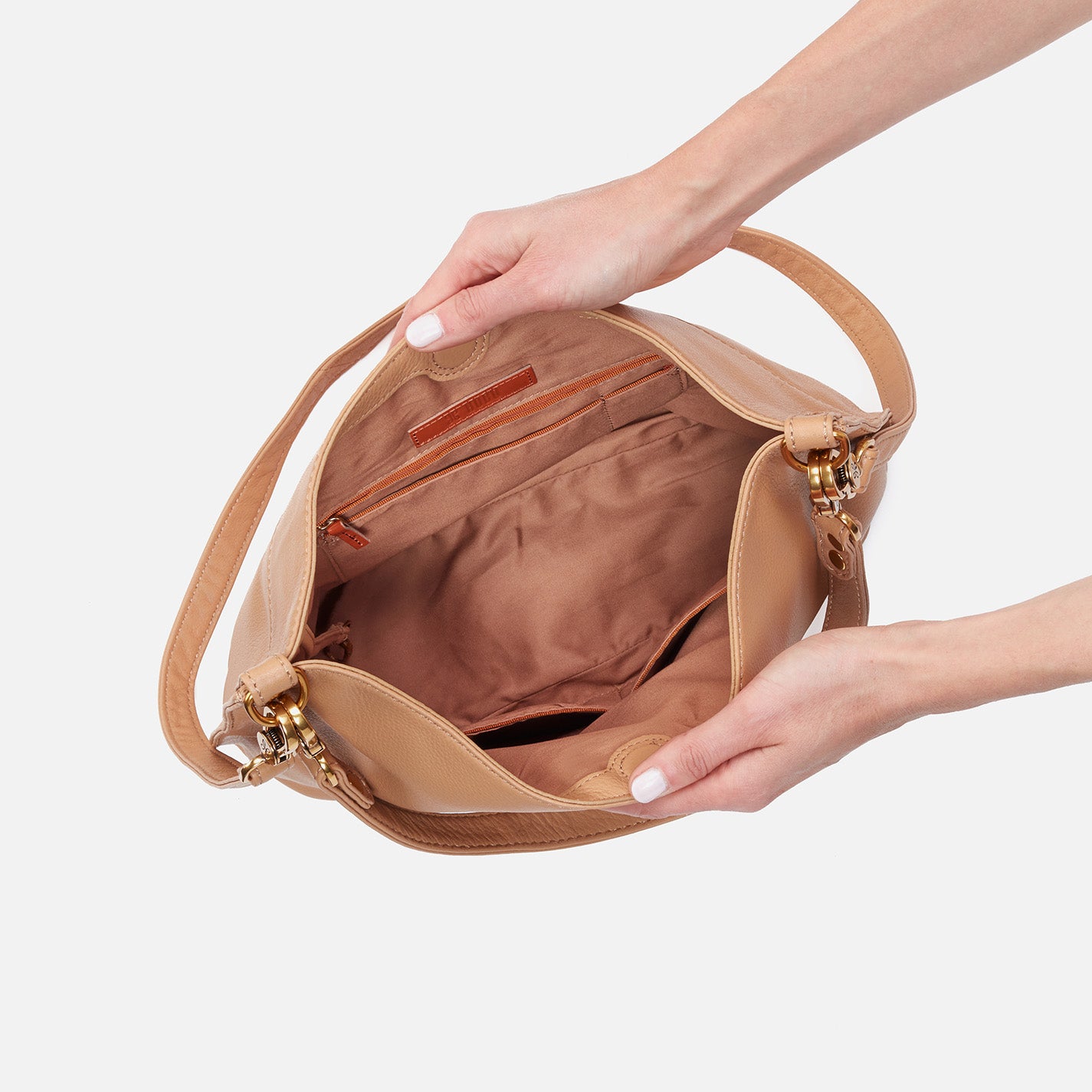 Pier Shoulder Bag In Pebbled Leather - Sandstorm - Image 5