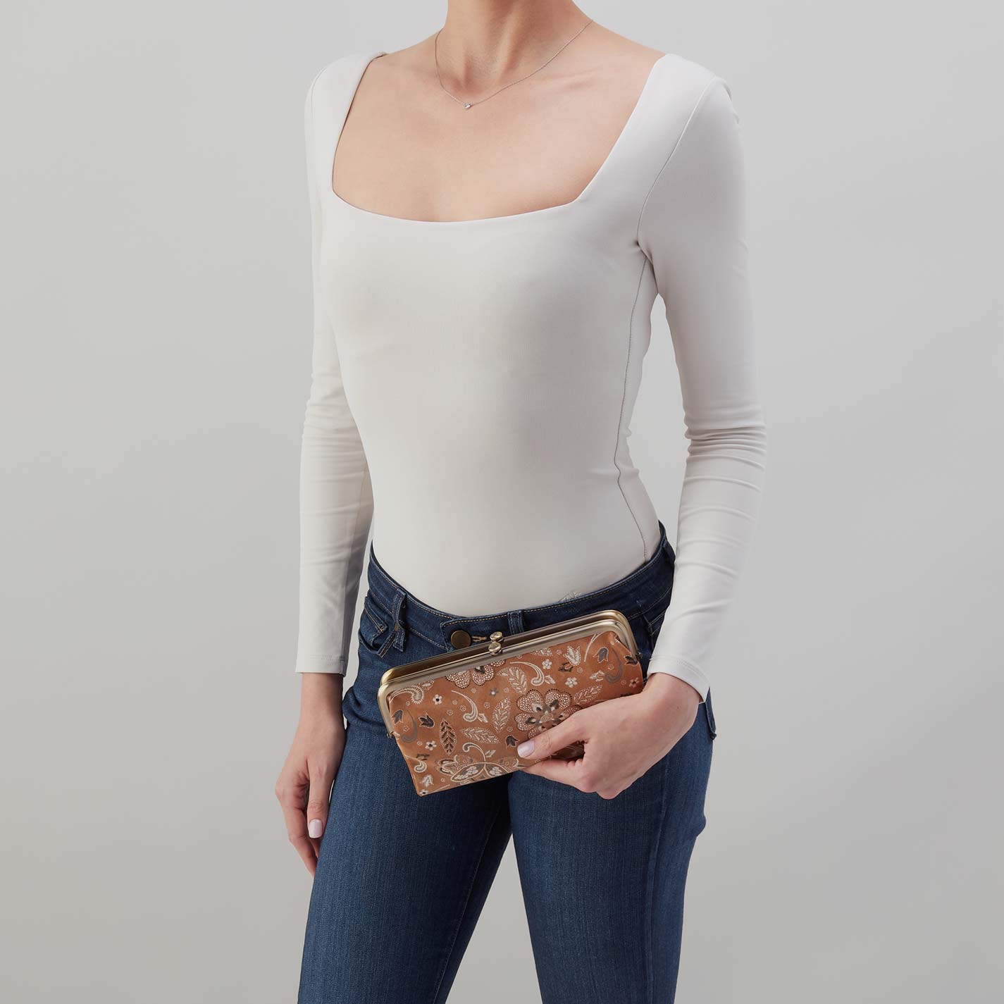 Lauren Clutch-Wallet in Printed Leather - Country Road Bloom - Image 3