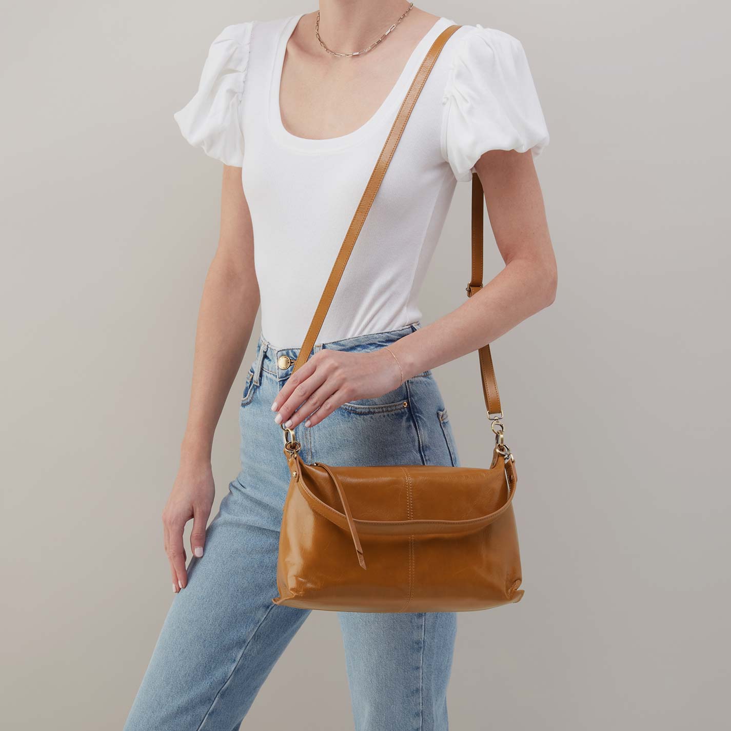 Avon Shoulder Bag in Polished Leather - Truffle - Image 2