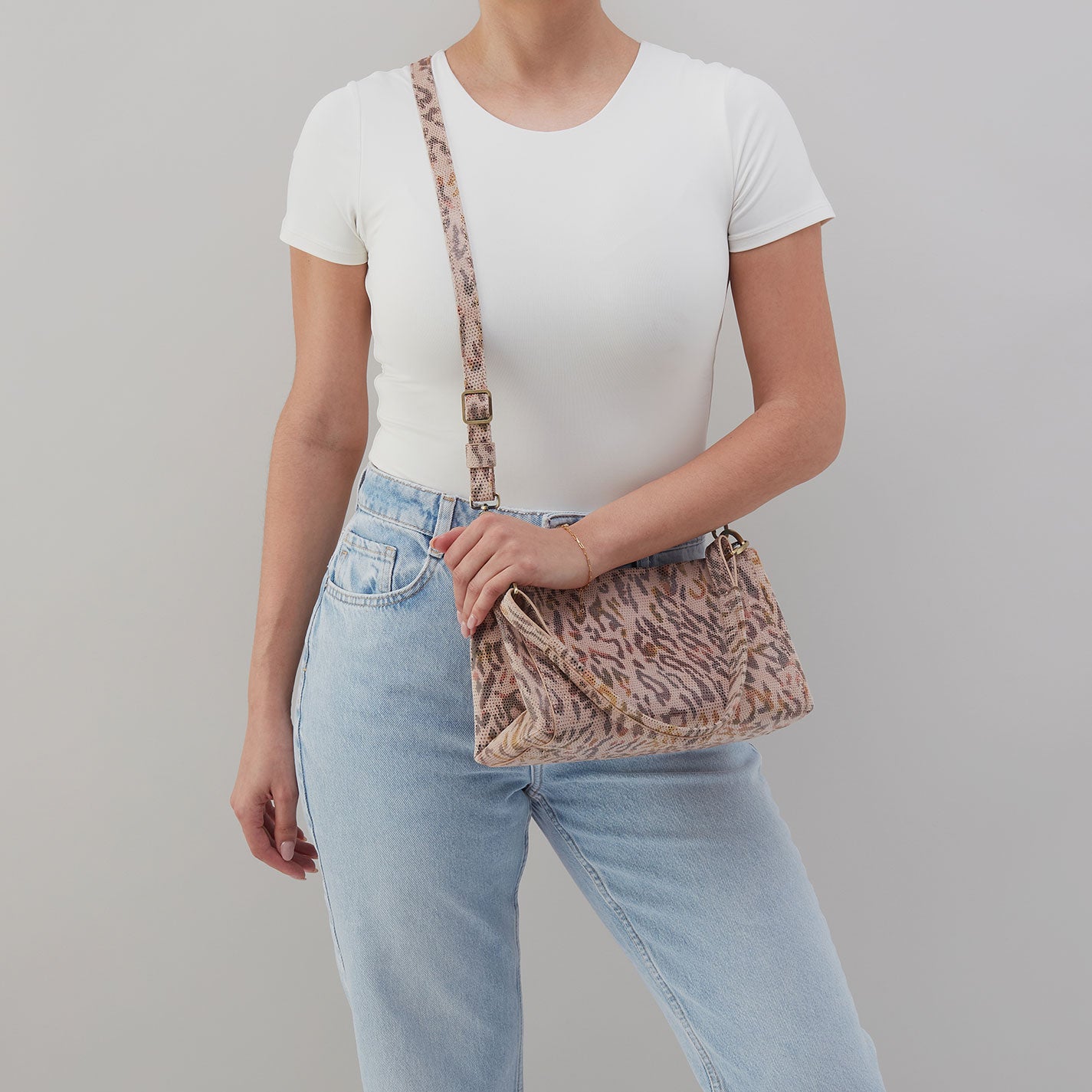Seneca Shoulder Crossbody In Printed Leather - Summer Safari - Image 2
